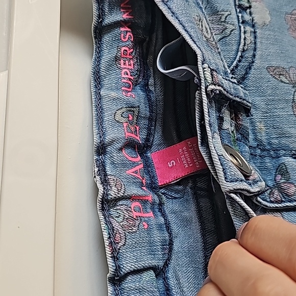 The Children's Place Unicorn Print Stretchy Jean W/ Adjustable Waistband Size 5 - Picture 6 of 7